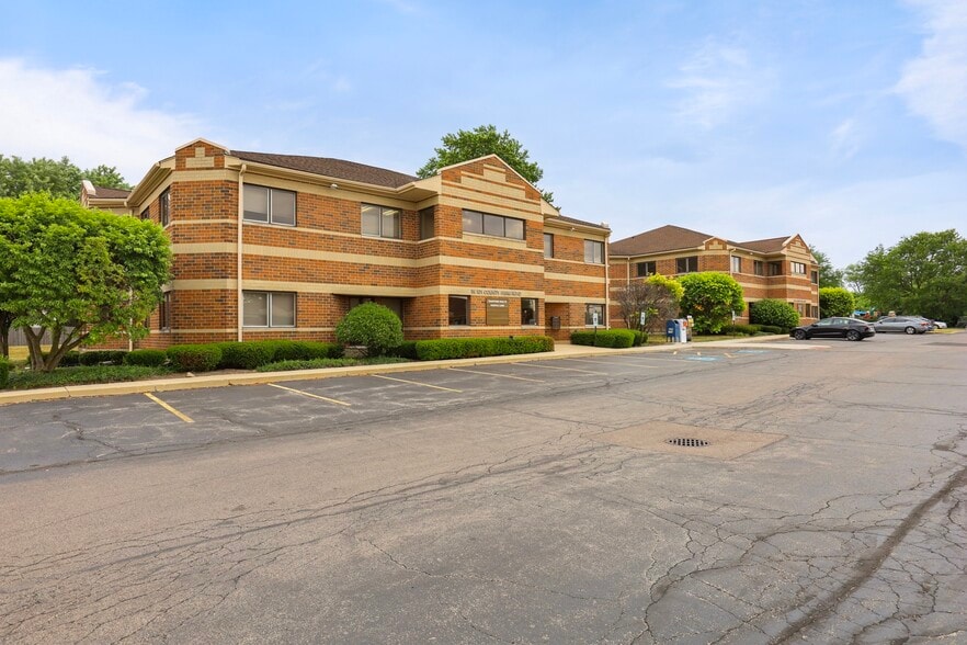 More Photos Of 1N131 County Farm Rd, Winfield Office For Sale