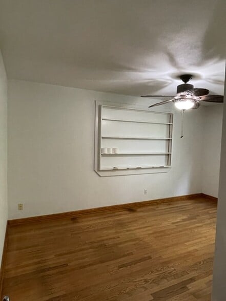 More Photos Of 851002 US Highway 17, Yulee Office For Lease