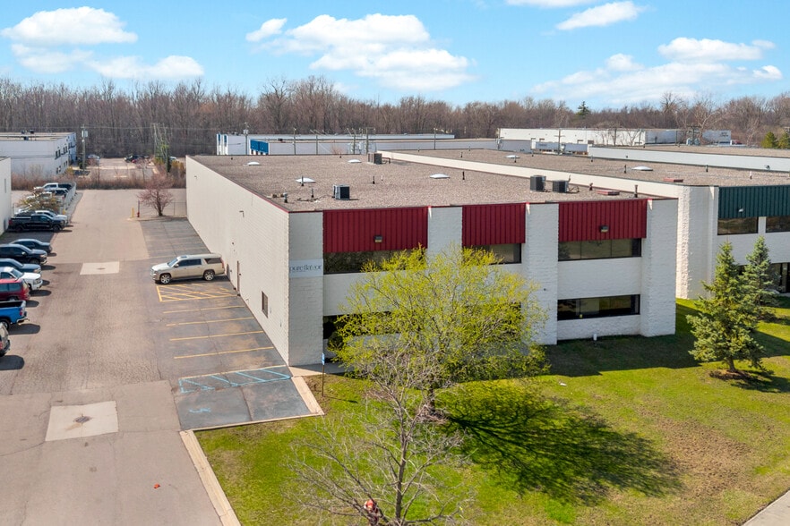 Primary Photo Of 6774 Brandt St, Romulus Warehouse For Lease