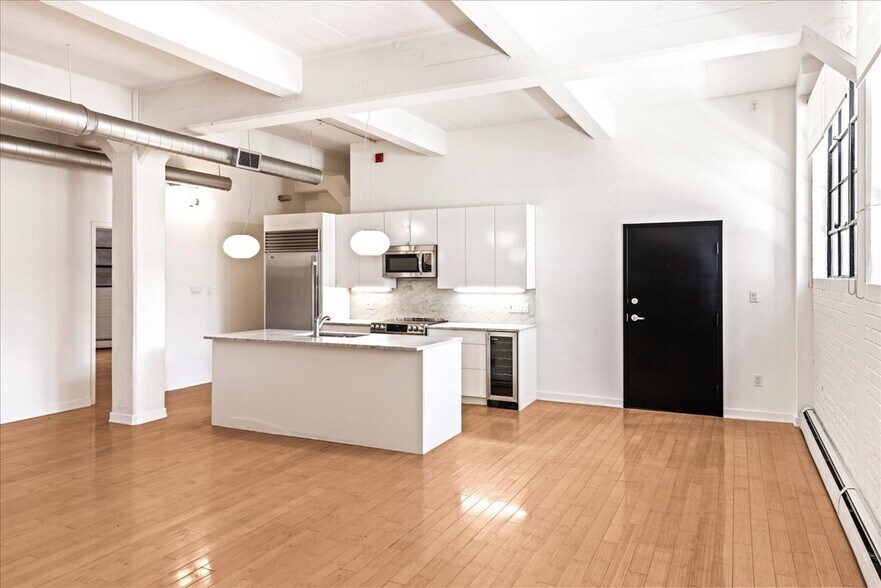 More Photos Of 109 N Orianna St, Philadelphia Office For Sale