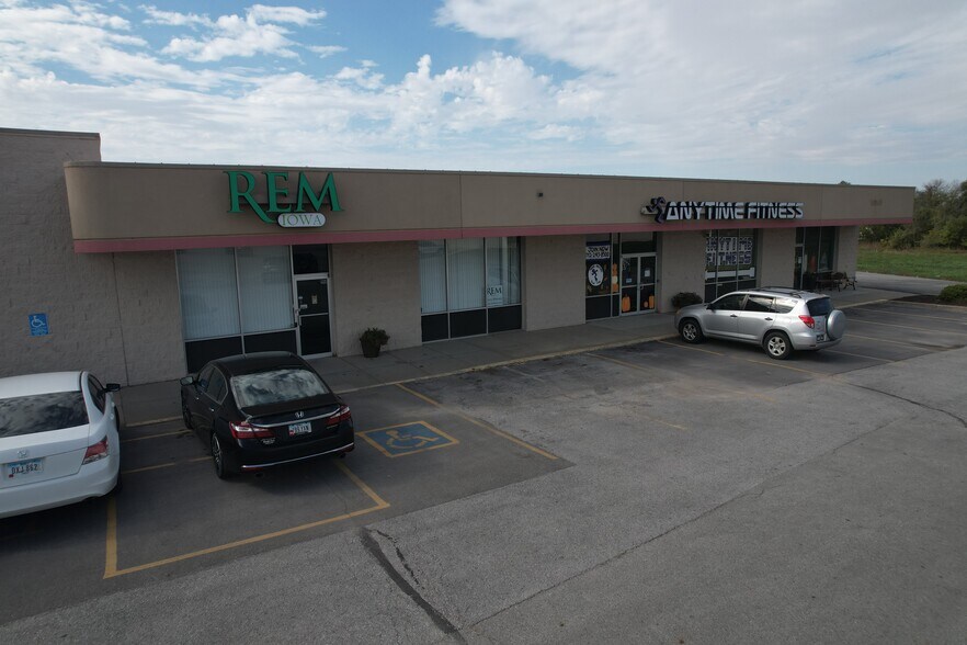 More Photos Of 1600-1628 E 7th St, Atlantic Unknown For Lease