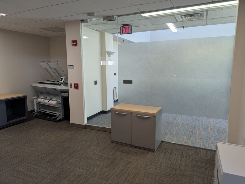 More Photos Of 185 Alewife Brook Pky, Cambridge Office For Lease