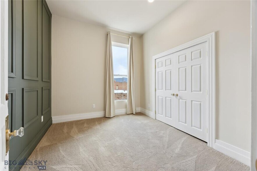 More Photos Of 140 W Park St, Butte Apartments For Sale
