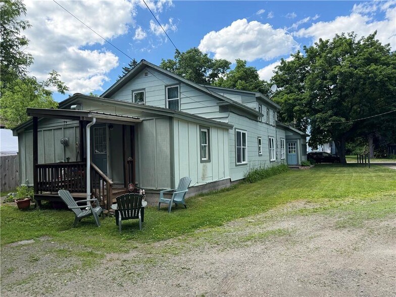 More Photos Of 35 Eaton Ave, Norwich Apartments For Sale