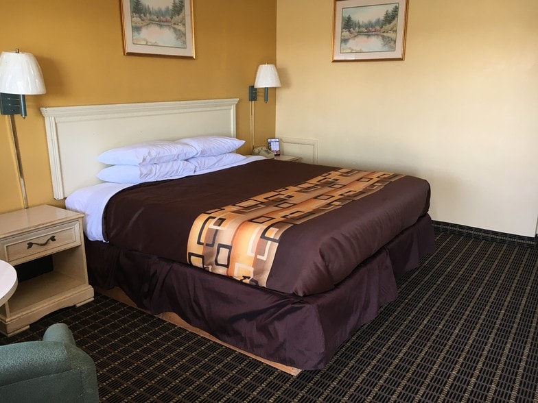 More Photos Of 3345 Latcha Rd, Millbury Hotel For Sale