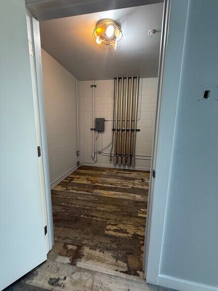 More Photos Of 3546-3596 Skyway Dr, Santa Maria Storefront Retail Office For Lease