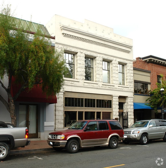 More Photos Of 624 Ferry St, Martinez Storefront Retail Office For Sale