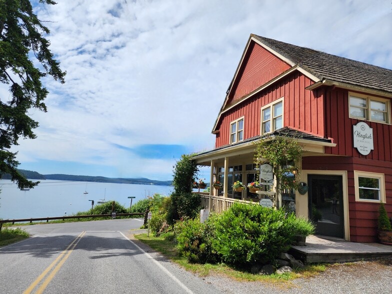 More Photos Of 4362 Crow Valley Rd, Eastsound Hotel For Sale