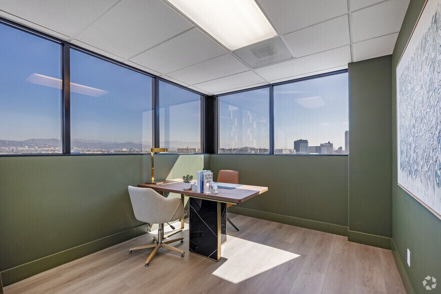 More Photos Of 6200 Wilshire Blvd, Los Angeles Medical For Sale