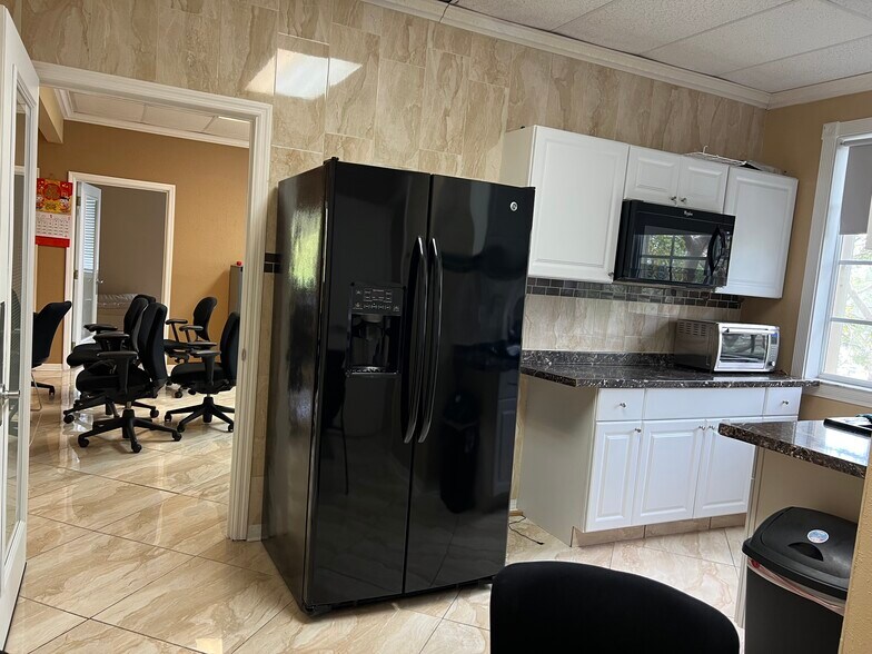 More Photos Of 6099 Stirling Rd, Davie Office Residential For Sale