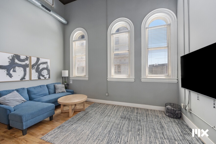 More Photos Of 139 Pearl St NW, Grand Rapids Multifamily For Sale