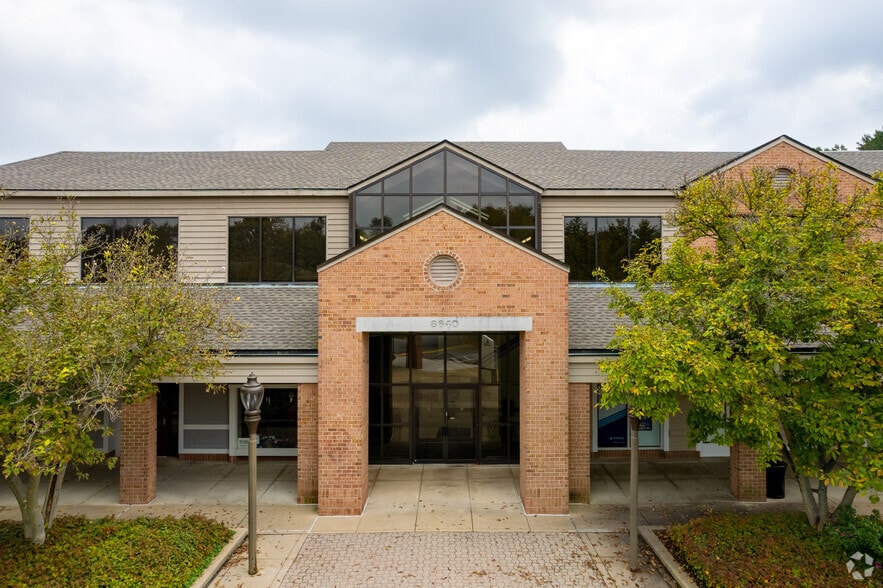 More Photos Of 8640 Guilford Rd, Columbia Unknown For Lease