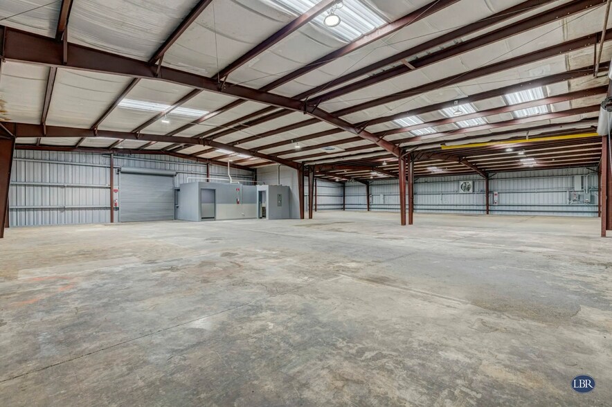 More Photos Of 420 Shearer Blvd, Cocoa Manufacturing For Lease