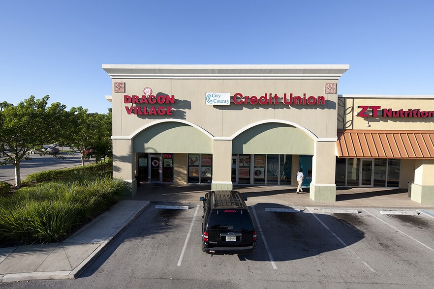 More Photos Of 5521-5573 W Oakland Park Blvd, Lauderhill Unknown For Lease