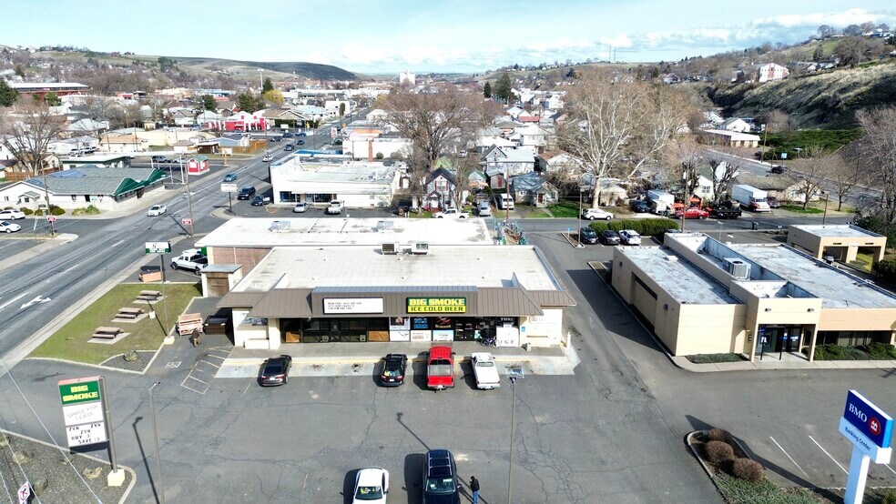 More Photos Of 410 SW 20th St, Pendleton General Retail For Sale