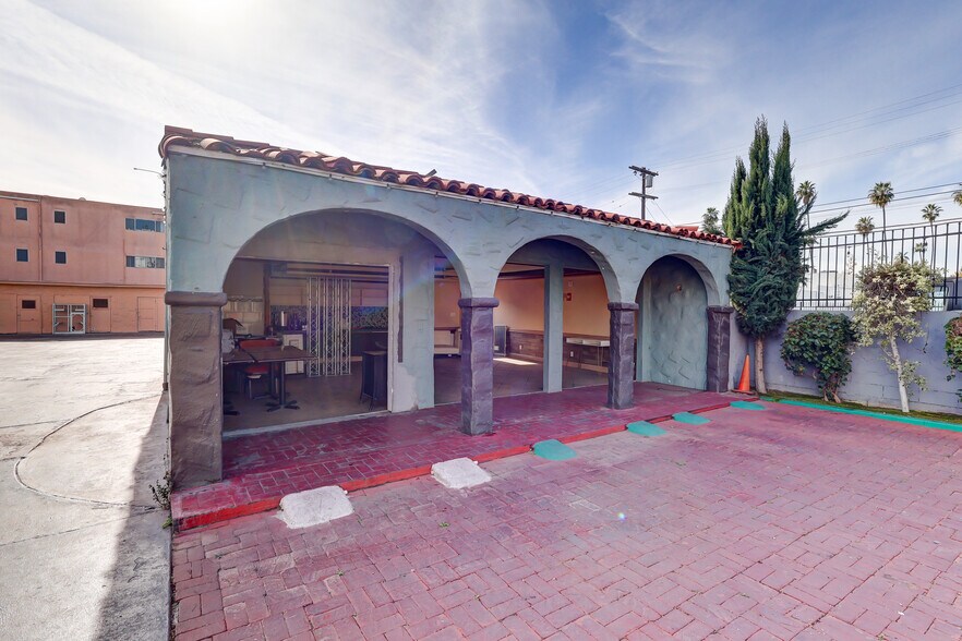 More Photos Of ,  Unknown For Sale