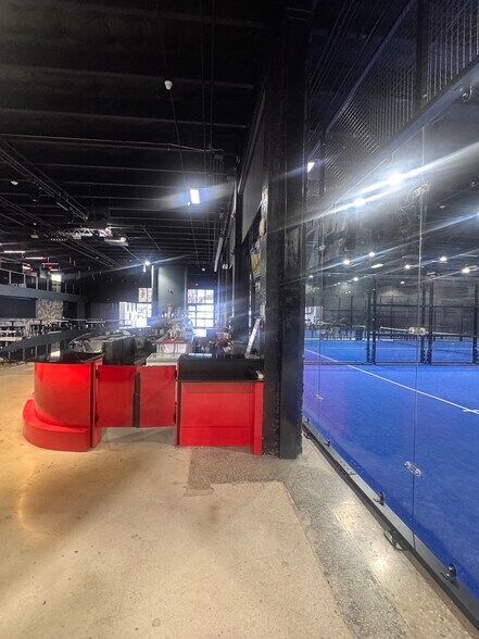 More Photos Of 1360 NW 88th Ave, Doral Bar For Sale