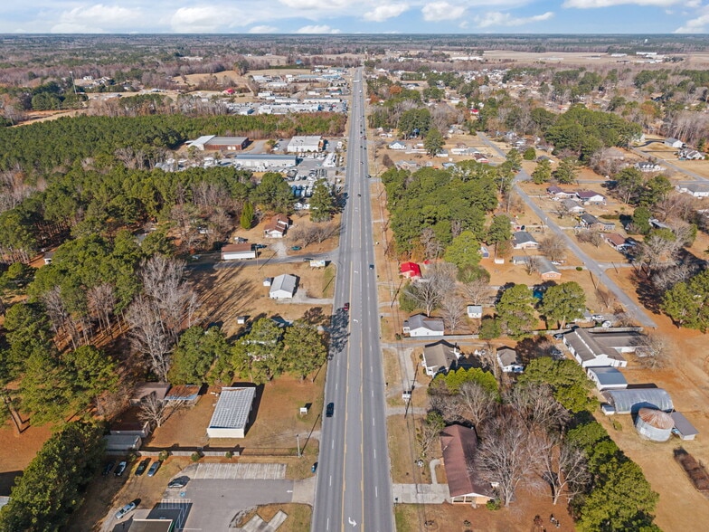 More Photos Of 2034 W 5th St, Washington Showroom For Sale