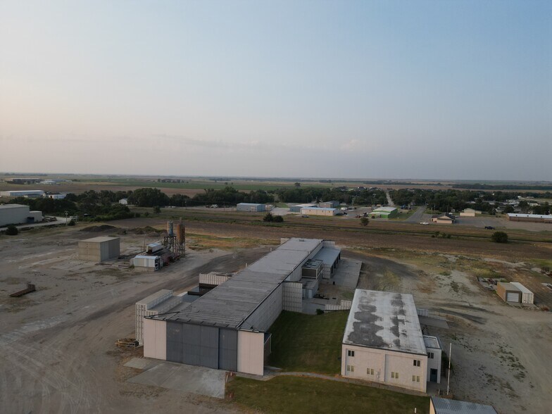 More Photos Of 2500 E 9th St, Hays Warehouse For Sale