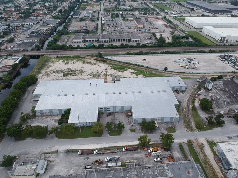 More Photos Of 10700 NW 36th Ave, Miami Warehouse For Lease