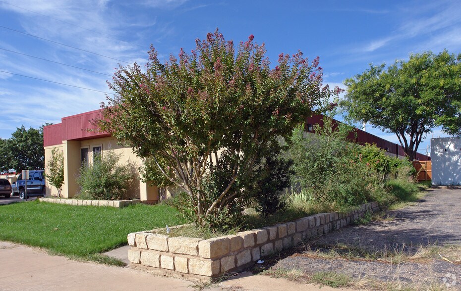 More Photos Of 5120 29th Dr, Lubbock Medical For Lease