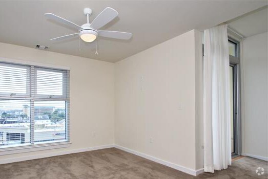 More Photos Of 332 Laskin Rd, Virginia Beach Apartments For Lease