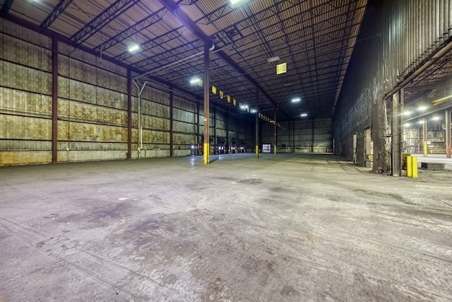 More Photos Of 134 Waupaca Dr, Etowah Manufacturing For Sale