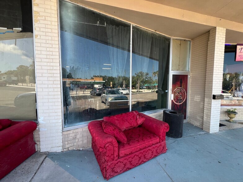 More Photos Of 1401-1417 Cleveland St, Clearwater Storefront Retail Office For Sale