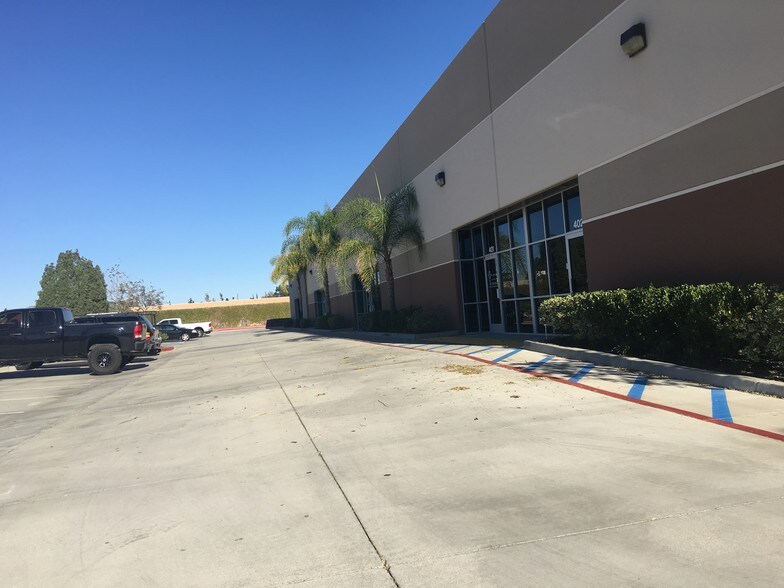 More Photos Of 41705 Elm St, Murrieta Warehouse For Lease