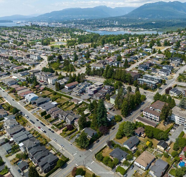 More Photos Of 5050 Hastings St, Burnaby Religious Facility For Sale