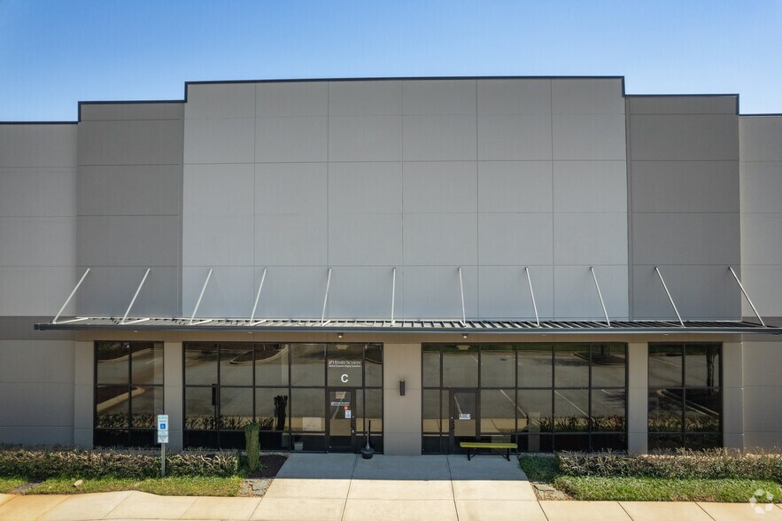 More Photos Of 200 Ben Hamby Dr, Greenville Warehouse For Lease