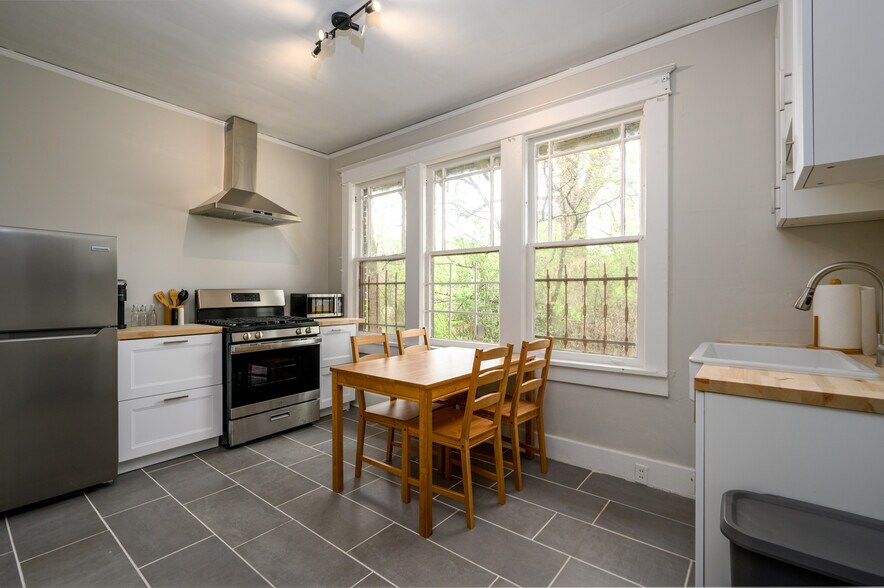 More Photos Of 2059 Oliver Ave, Memphis Multifamily For Sale