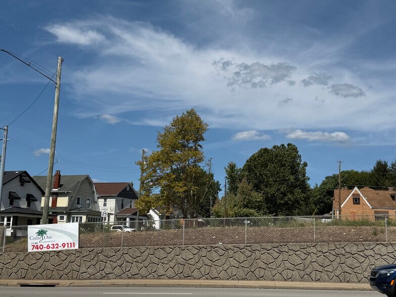 Primary Photo Of 2119 Sunset Blvd, Steubenville Land For Sale