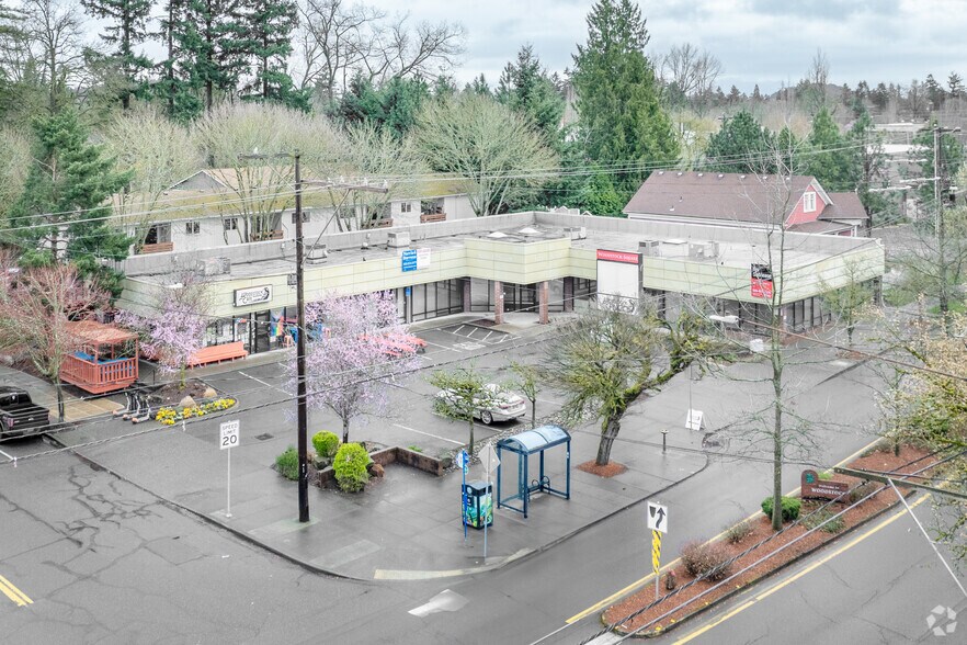 Primary Photo Of 4103-4111 SE Woodstock Blvd, Portland General Retail For Lease