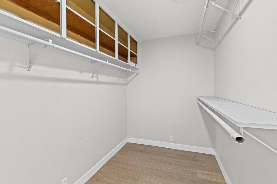 More Photos Of 2015 NW 50th St, Northmoor Religious Facility For Sale