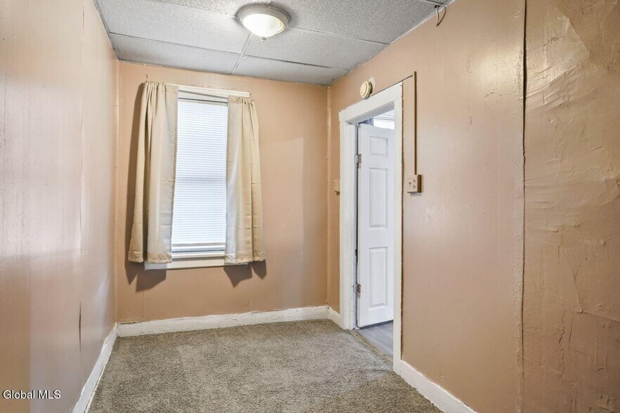 More Photos Of , Albany Unknown For Sale