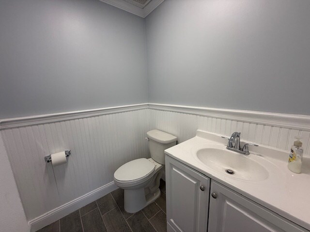 More Photos Of 161 Long Beach Rd, Island Park Medical For Lease