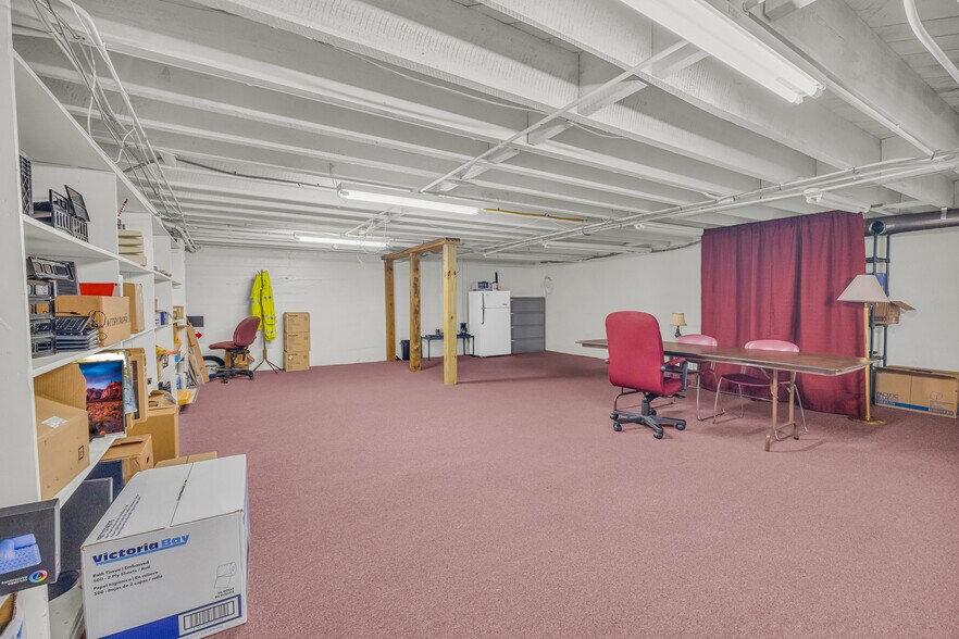 More Photos Of 62 Doyle St, Toccoa Storefront Retail Office For Sale