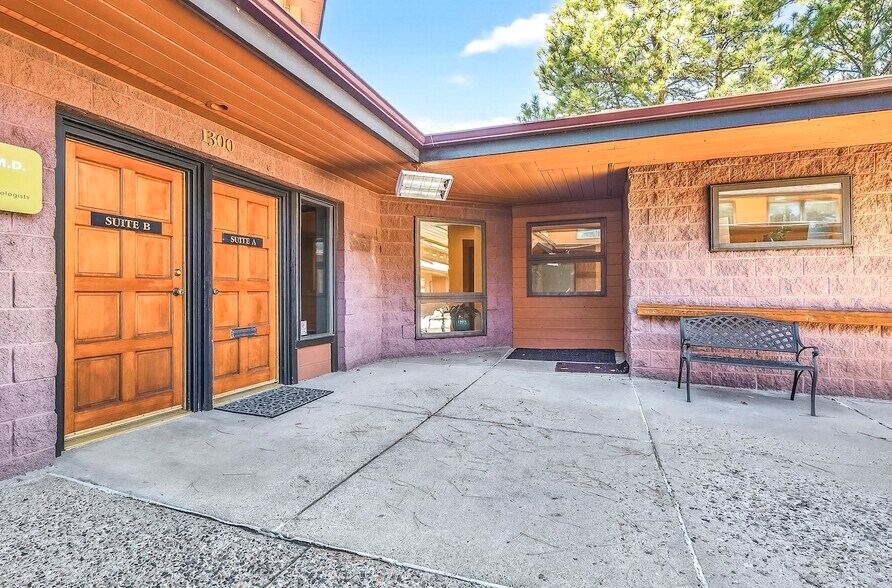 Primary Photo Of 1300 N Rim Dr, Flagstaff Medical For Sale