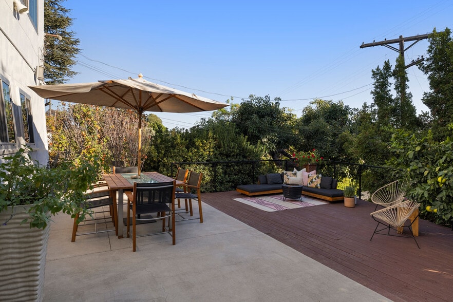 More Photos Of 1642 Elevado St, Los Angeles Multifamily For Sale