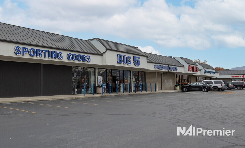 More Photos Of 2644-2660 W 3500 S, Salt Lake City General Retail For Lease