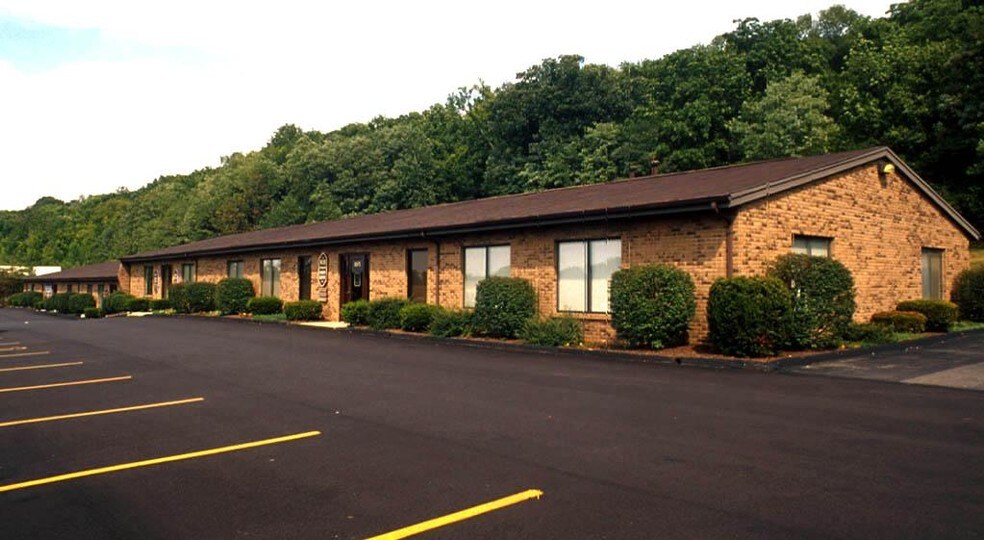 More Photos Of 10671-10800 McSwain Dr, Sharonville Loft Creative Space For Lease