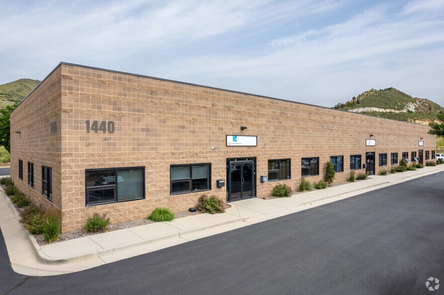 Primary Photo Of 1440 Brickyard Rd, Golden Research And Development For Lease