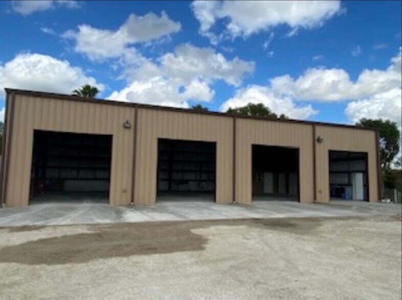 More Photos Of 5901 County Road 675B, Rosharon Warehouse For Sale