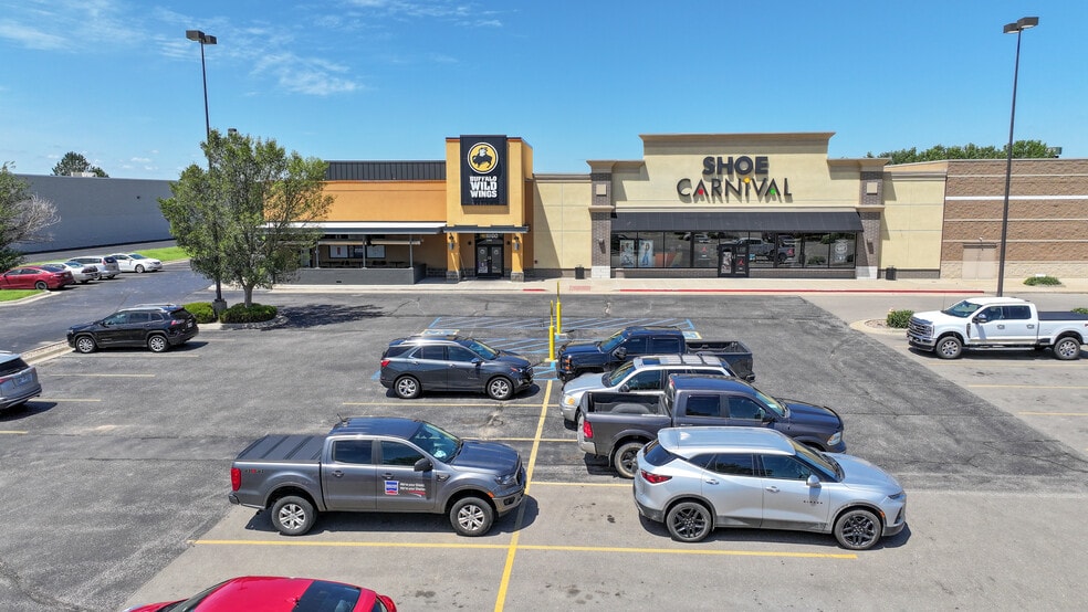 Primary Photo Of 2584 S 9th St, Salina Storefront For Sale