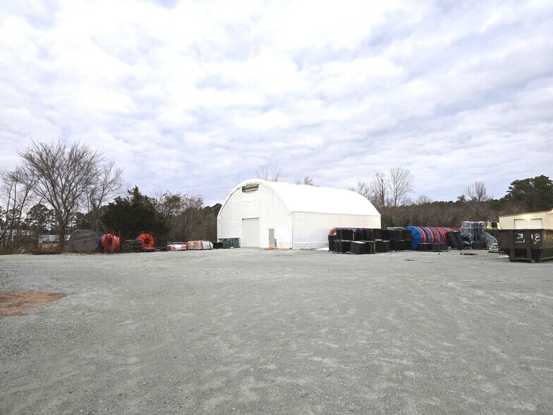More Photos Of 163 W Pine St, Bridgeton Industrial For Lease