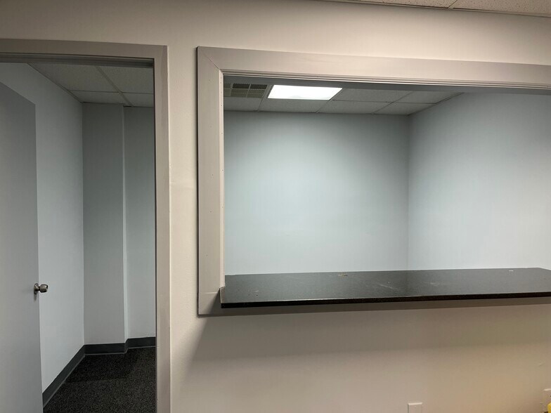 More Photos Of 29111 Harper Ave, Saint Clair Shores Office For Lease