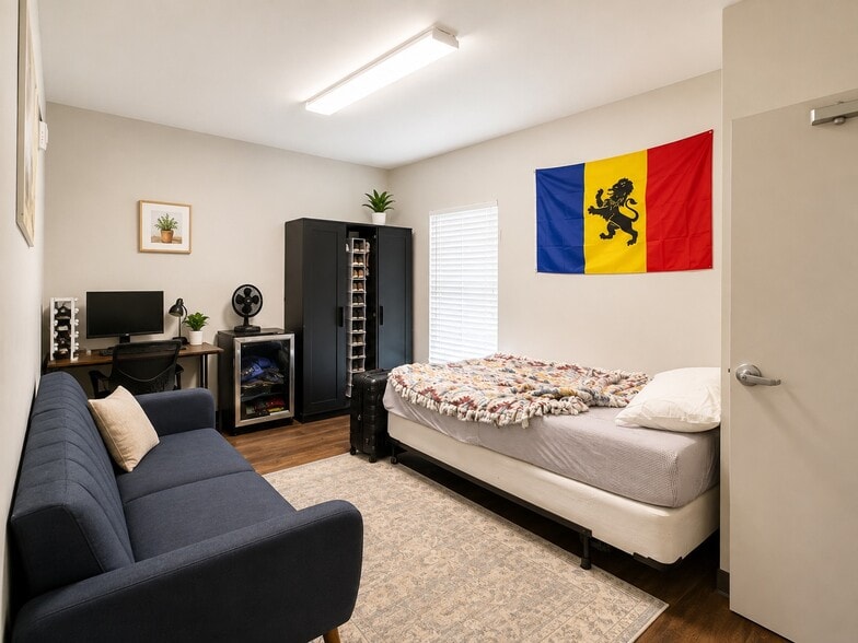 More Photos Of 250 Carriage Ct, Athens Sorority Fraternity House For Sale
