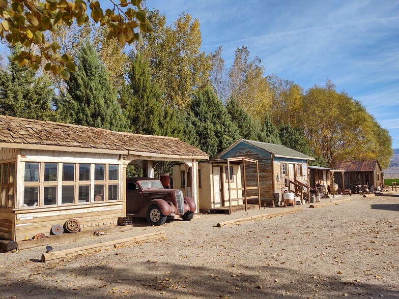 More Photos Of 7990 Highway 264, Dyer Trailer Camper Park For Sale