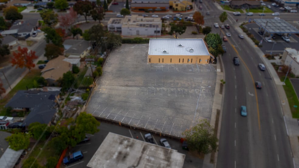 More Photos Of 6006 N El Dorado St, Stockton Office For Sale